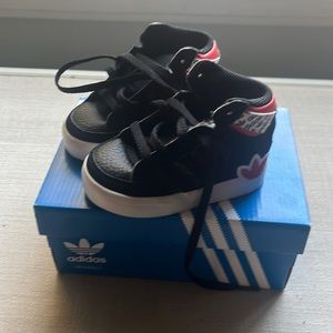 Adidas hard court HI